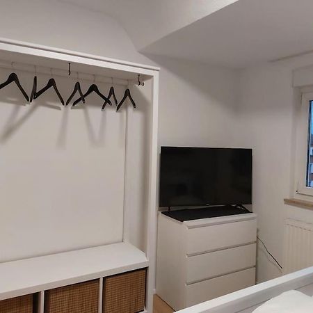 Rooftop Apartmens Ulm - Komfortable Neue Gemeinschaftsunterkunft Im Herzen Von Ulm - Raum 1 Exterior foto