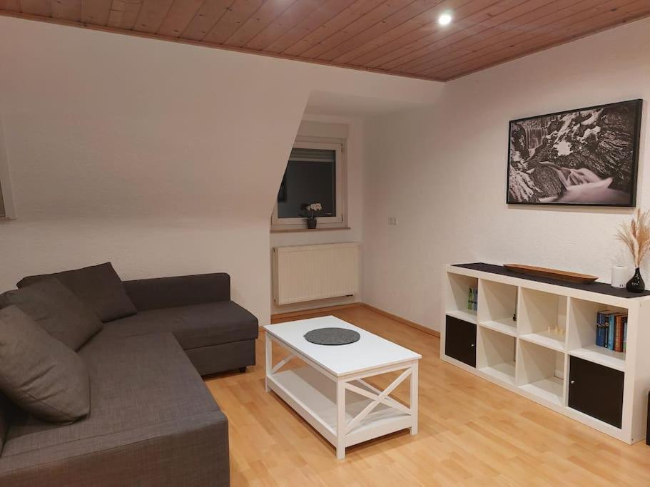 Rooftop Apartmens Ulm - Komfortable Neue Gemeinschaftsunterkunft Im Herzen Von Ulm - Raum 1 Exterior foto